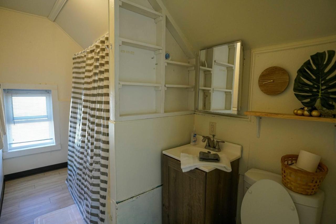 2 Bedroom Apartment Near Ndsu And Downtown Fargo Zewnętrze zdjęcie