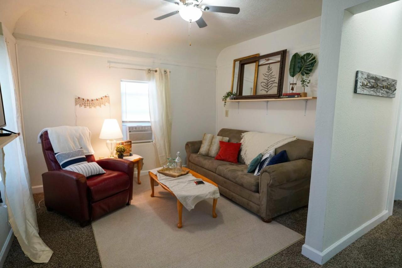 2 Bedroom Apartment Near Ndsu And Downtown Fargo Zewnętrze zdjęcie