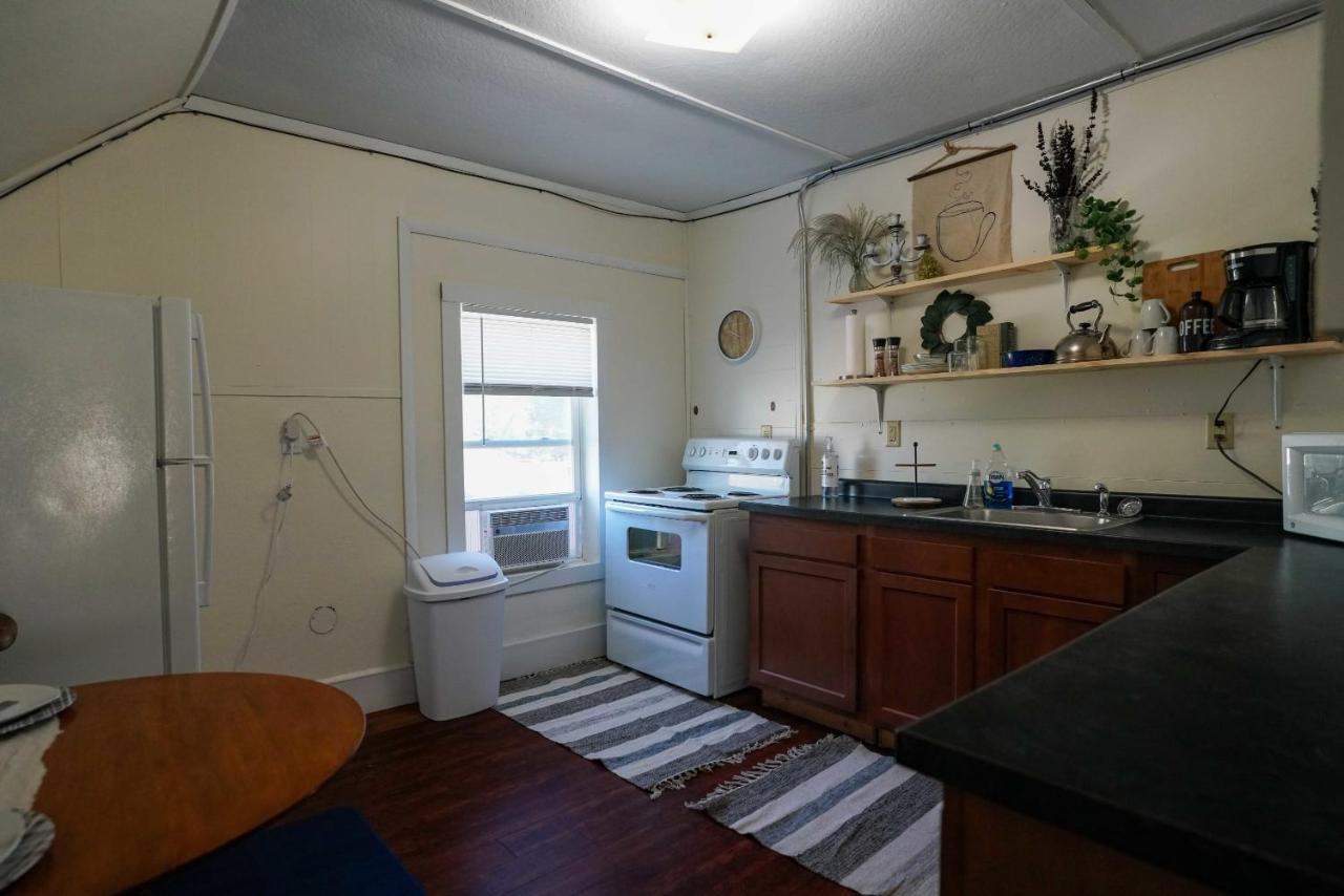 2 Bedroom Apartment Near Ndsu And Downtown Fargo Zewnętrze zdjęcie