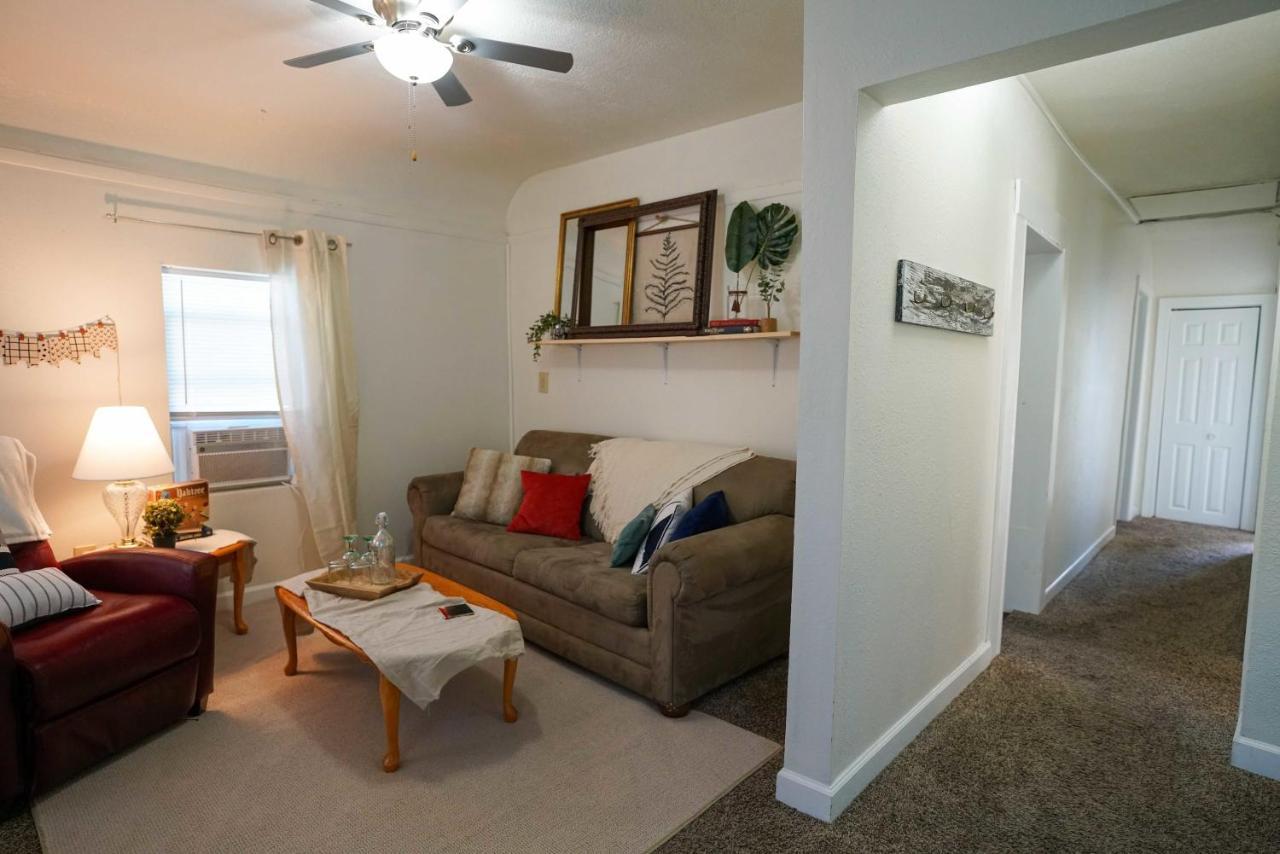 2 Bedroom Apartment Near Ndsu And Downtown Fargo Zewnętrze zdjęcie